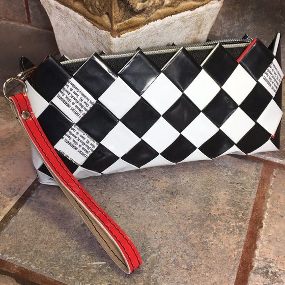 Nahui Ollin Handbags - Nahui Ollin wrapper Wristlet